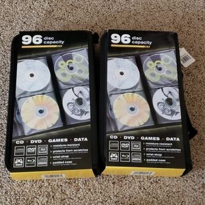 ONE - Storage carring case for cd/DVD - NWT